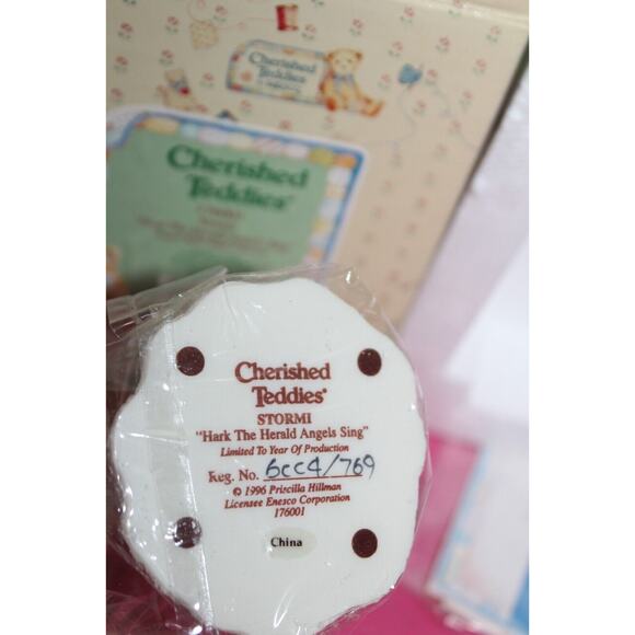 Enesco Cherished Teddies Figurine Stormi Hark The Herald Angels Sing 1996 In Box - Picture 4 of 14